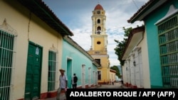 Una calle de la ciudad de Trinidad en Sancti Spítirus. ADALBERTO ROQUE / AFP