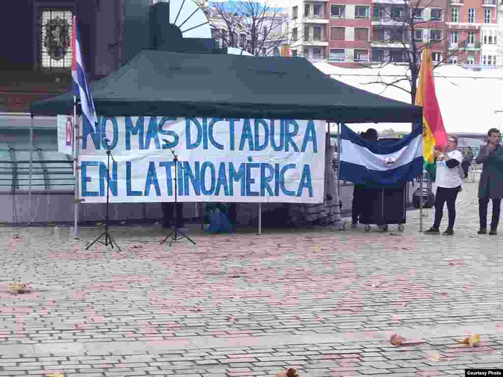 Manifestación en Bilbao, España, este 10 de diciembre, en el Día de los Derechos Humanos. (Cortesía María Regla Castro)