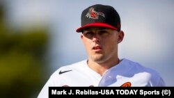 El cubano César Prieto pasa de los Orioles de Baltimore a Los Cardenales de San Luis. (Mark J. Rebilas-USA TODAY Sports)