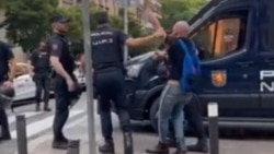 Policía impide protesta de exiliados cubanos en Madrid contra concierto de Buena Fe