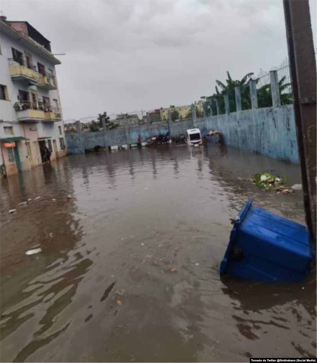 Inundaciones en la capital cubana. Foto del Gobierno Provincial de La Habana.