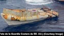 Los cubanos fueron interceptados por la Guardia Costera 40 millas al sureste de Islamorada, Florida, el 11 de diciembre de 2023.