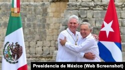 El presidente de México Andrés Manuel López Obrador otorgó al gobernante cubano, Miguel Díaz-Canel, la condecoración de la Orden del Águila Azteca. (Foto: Presidencia de México)