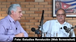 Miguel Díaz-Canel inaugura su programa "Desde la Presidencia" junto al ministro de Energía y Minas, Vicente de la O Levy, para hablar de las protestas en Cuba / Foto: Estudios Revolución