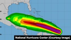 Proyecciones de viento, del 1 de julio al 6 de julio, del Centro Nacional de Huracanes de EEUU. El ojo del huracán permanece en la región al sur de Cuba, pero sus vientos afectarían a la isla. 