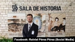 El poeta Reiniel Pérez Pérez.