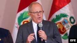 Pedro Pablo Kuczynsky, gana elecciones presidenciales en Perú