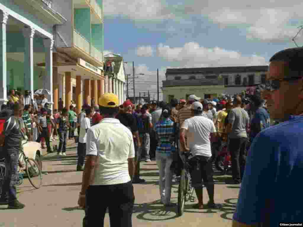 Detelles de la protesta de cuentapropistas en Holguín