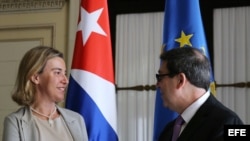 La Alta Representante de la Unión Europea en Política Exterior, Federica Mogherini, junto al canciller cubano Bruno Rodríguez.