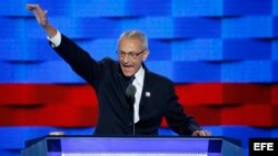 John Podesta es director de la campaña de Hillary Clinton