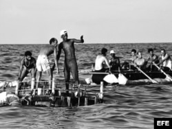 "La regata", fotografía del historiador de arte y curador Willy Castellanos. Agosto, 1994.