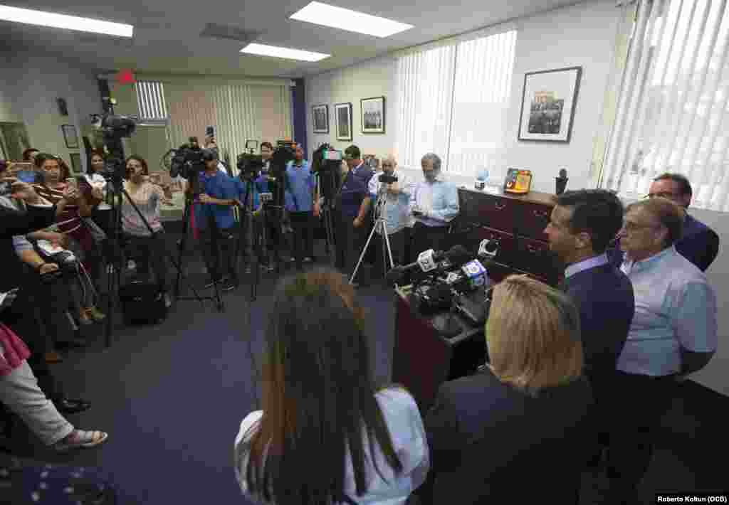 Conferencia en las oficinas del congresista Carlos Curbelo sobre los peligros del régimen de Maduro.