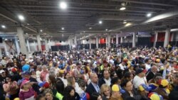 Vista parcial de los asistentes al encuentro con el presidente encargado de Venezuela Juan Guaidó, en el Miami Airport Convention Center, el 1ro. de febrero del 2020. (Foto Roberto Koltún)