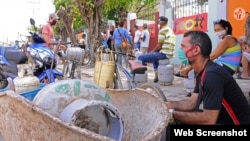 Cola para el gas licuado en medio del repunte de coronavirus en Ciego de Ávila. (Captura de foto/Invasor)