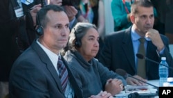 José Daniel Ferrer, Juana Mora Cedeño y Antonio Rodiles en un encuentro con Barack Obama el 22 de marzo de 2016 en La Habana. AP Photo/Pablo Martinez Monsivais.