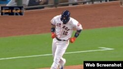 Yulieski Gurriel conectó este martes un cuadrangular.