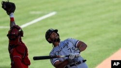 Jose Abreu con los Medias Blancas de Chicago 