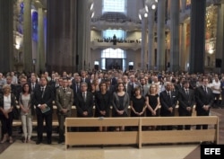 Los reyes de España y autoridades del Gobierno asistieron a la basílica de la Sagrada Familia.