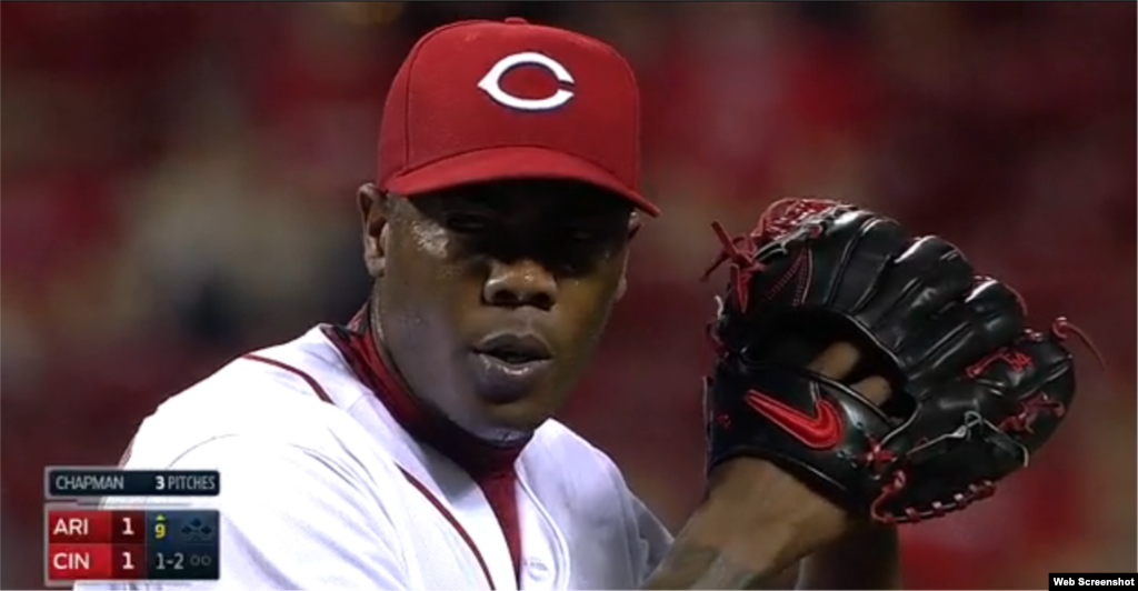 El lanzador zurdo Aroldis Chapman (Holguín, 1988) tiene una efectividad de 1.73 y ha salvado 17 juegos con 62 ponches. Presenta 3 victorias e igual número de derrotas esta temporada. Su promedio de carreras limpias permitidas, de por vida, es de 2.24 en 289 entradas con 492 ponches. &nbsp;