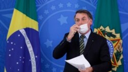 El presidente brasileño, Jair Bolsonaro, durante una conferencia de prensa sobre el coronavirus en el Palacio de Planalto, en Brasilia, el 18 de marzo del 2020.