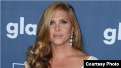 Candis Cayne viajará a Cuba.