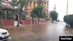 Inundaciones en la calle G del Vedado, en La Habana, Cuba.