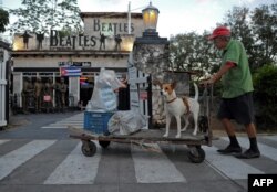 Un vagabundo en Varadero, Matanzas.