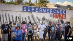 La apertura de mercado en 3ra y 70, La Habana, acentúa desigualdades económicas en Cuba.