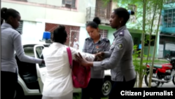 Arresto a una Dama de Blanco en La Habana le impide participar en marcha ciudadana. Foto de Angel Moya