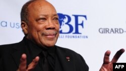 Quincy Jones pasó de andar con pandillas en el lado sur de Chicago a las cumbres más altas del espectáculo.