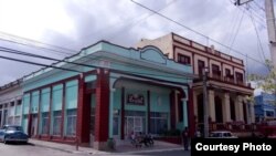 Restaurante “La criolla”. Foto de Roberto Quiñones Haces.