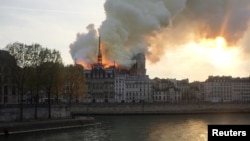 FOTOGALERÍA: Se incendia Catedral de Notre Dame 