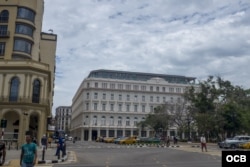 Hoteles de lujo en construcción en La Habana. Foto Makintalla.