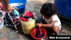 Niños, adolescentes y ancianos entre los migrantes venezolanos que huyen de la crisis.