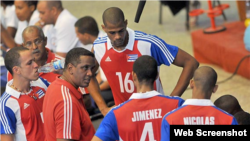  Equipo cubano de voleibol masculino.