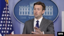 Josh Earnest, vicesecretario del gabinete de prensa de la Casa Blanca. Archivo.