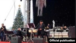 Arturo Sandoval en el ensayo de su actuación para la ceremonia del encendido del National Tree. 