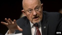 El Director Nacional de Inteligencia estadounidense, James Clapper, testifica durante la presentación del informe anual del Comité de Inteligencia sobre las amenazas contra intereses de EEUU en el mundo.