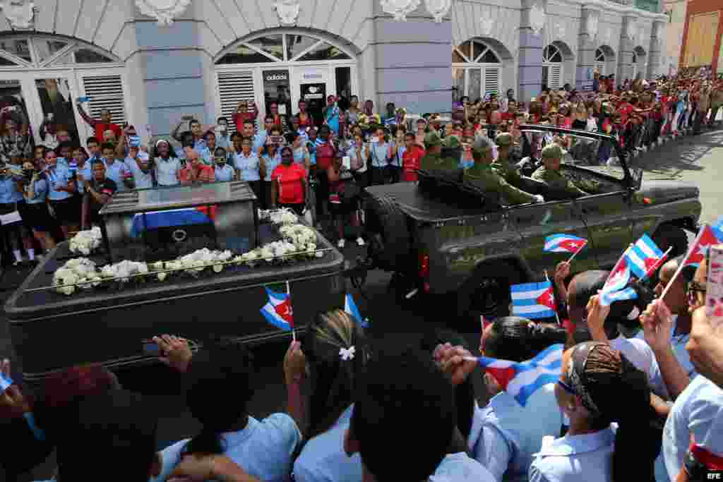 Caravana con las cenizas de Fidel Casto en Santiago de Cuba