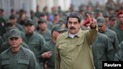 Maduro en un encuentro con militares en Caracas. (Archivo)