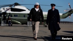 El presidente Donald Trump viaja el jueves 10 de enero de 2019 a McAllen, Texas.