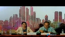 Yoani Sánchez habla en panel de la SIP en Panamá, 2015