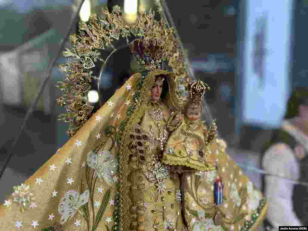 Celebración a la Virgen de la Caridad del Cobre con Misa Solemne, en el estadio Milander Park, de Hialeah. 