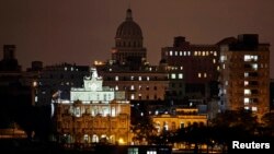 Vista de la embajada de España en Cuba. REUTERS/Desmond Boylan