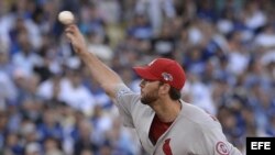 El lanzador de los Cardenales de San Luis, Adam Wainwright.