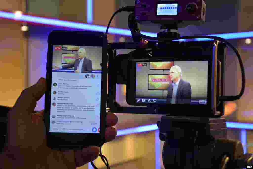 Transmisión LIVE en el Facebook de Martí Notícias de la entrevista al opositor venezolano, Antonio Ledezma. (Foto: Fabián Crespo)