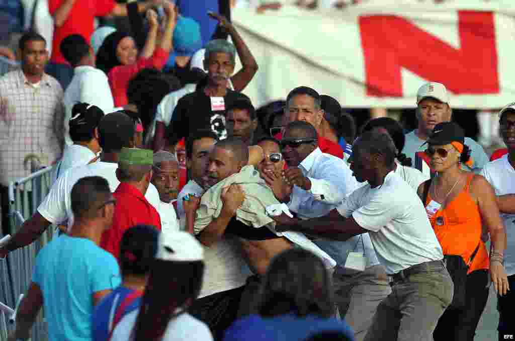 Cuba celebra el Primero de Mayo con llamado a la "unidad" y apoyo a Venezuela