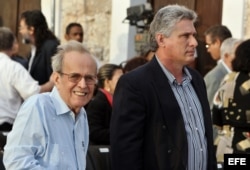 ARCHIVO. El vicepresidente cubano Miguel Díaz-Canel (d) junto a Ricardo Alarcón.