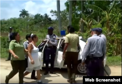 Cuba detenciones de opositores cuando salen a las calles a manifestarse pacíficamente.