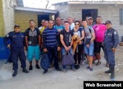 Cubanos retenidos en Choluteca, Honduras